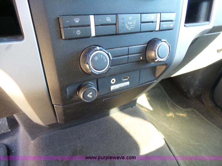 image for item L1516 2009 Ford F150 XLT SuperCab pickup truck