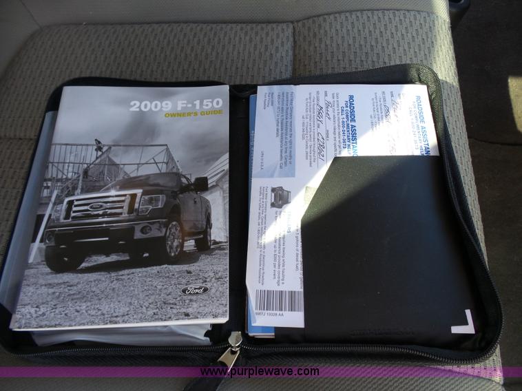 image for item L1516 2009 Ford F150 XLT SuperCab pickup truck