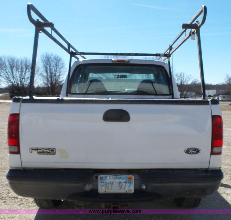 image for item L3649 1999 Ford F250 Super Duty XL SuperCab pickup truck