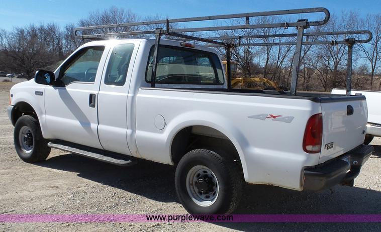 image for item L3649 1999 Ford F250 Super Duty XL SuperCab pickup truck