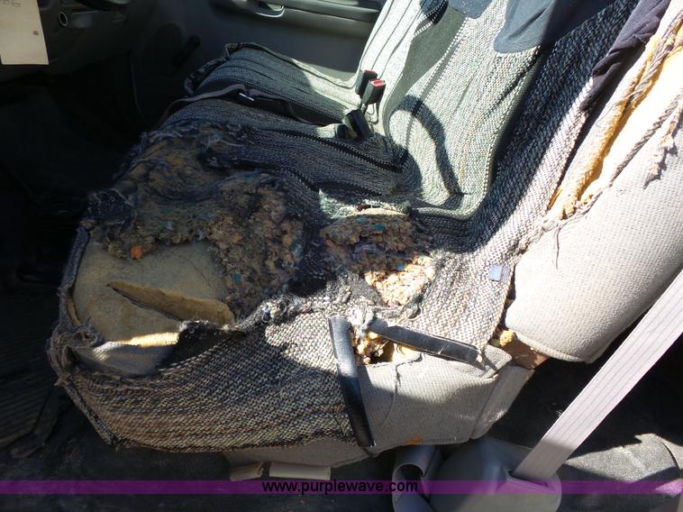 image for item L3649 1999 Ford F250 Super Duty XL SuperCab pickup truck