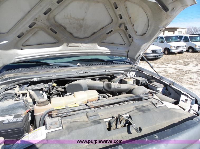 image for item L3649 1999 Ford F250 Super Duty XL SuperCab pickup truck