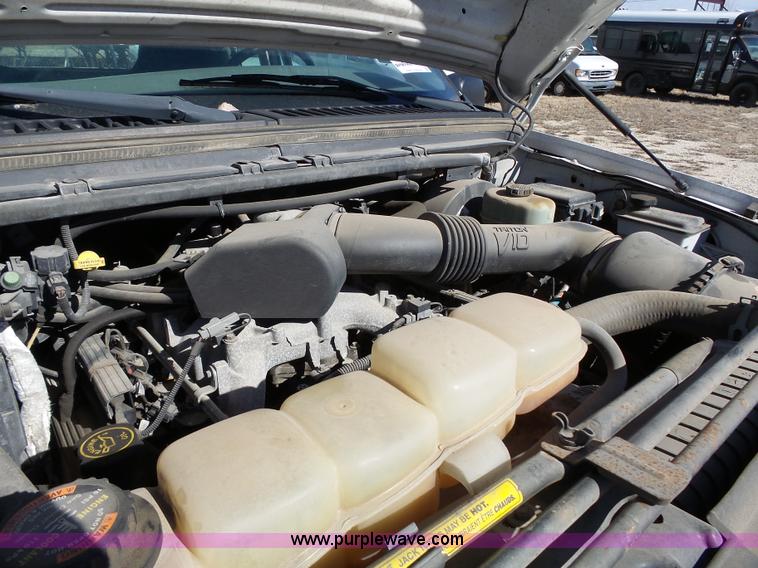 image for item L3649 1999 Ford F250 Super Duty XL SuperCab pickup truck