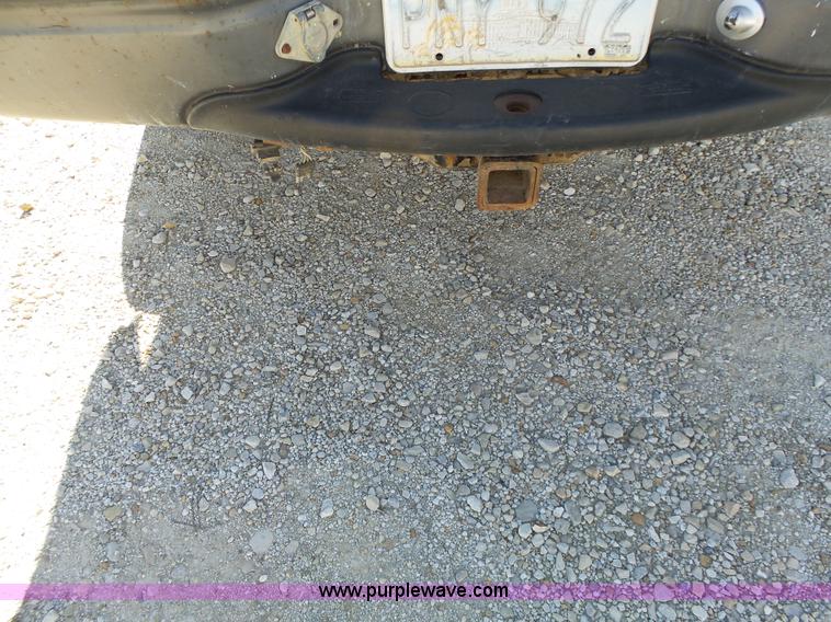 image for item L3649 1999 Ford F250 Super Duty XL SuperCab pickup truck