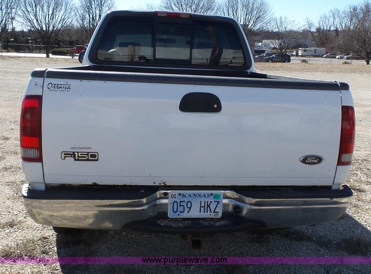 image for item L3651 2001 Ford F150 SuperCab pickup truck