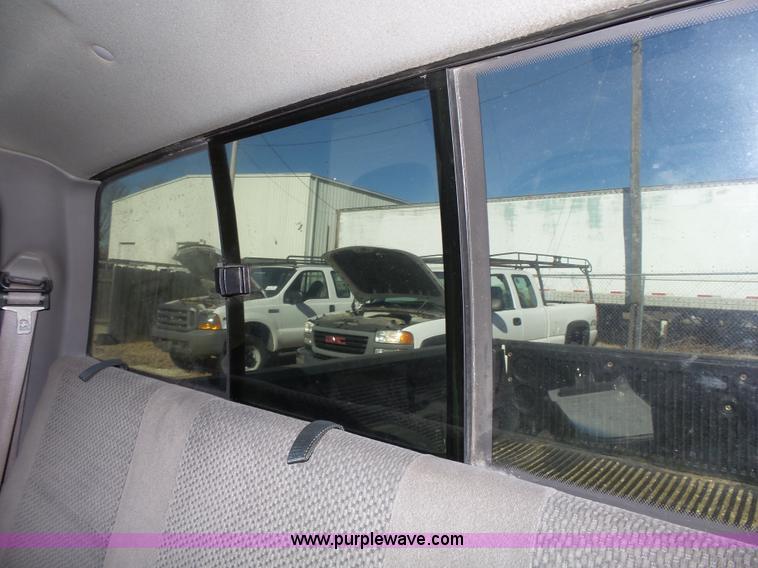 image for item L3651 2001 Ford F150 SuperCab pickup truck