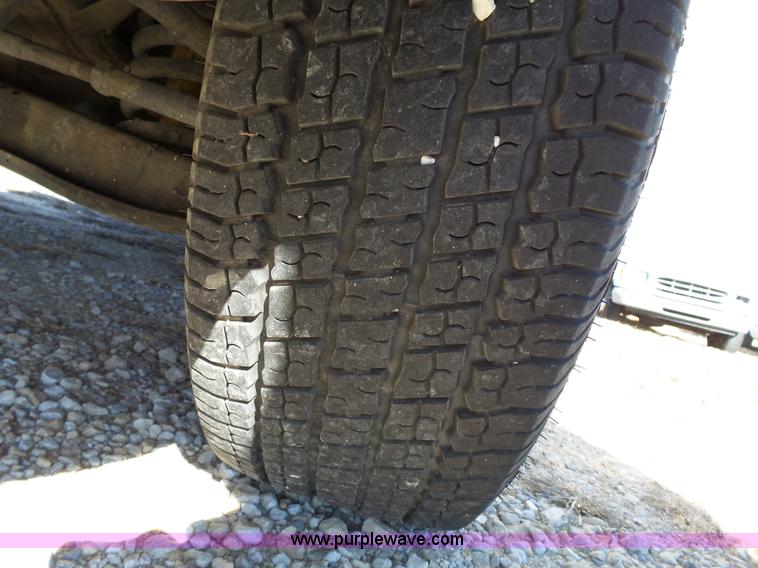 image for item L3651 2001 Ford F150 SuperCab pickup truck