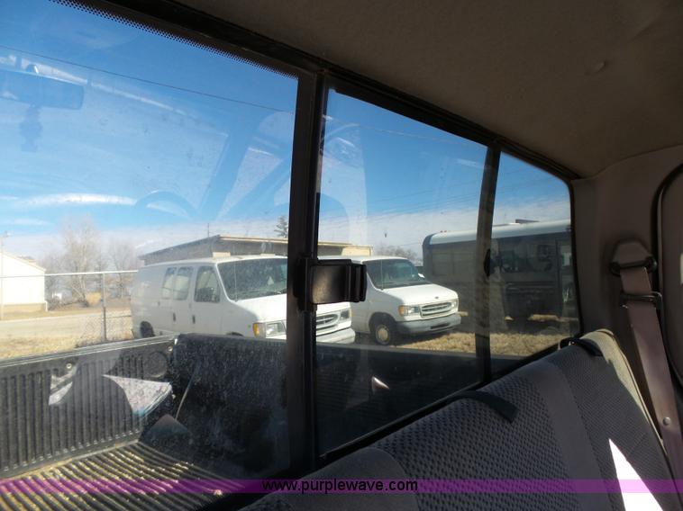 image for item L3651 2001 Ford F150 SuperCab pickup truck