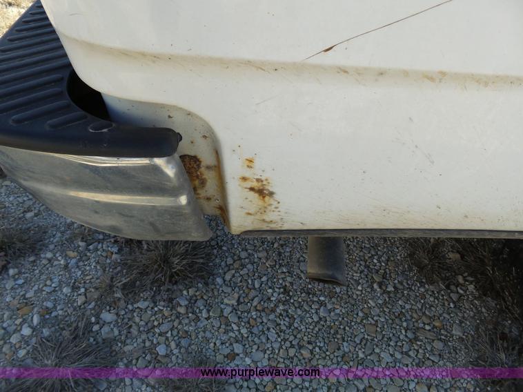 image for item L3651 2001 Ford F150 SuperCab pickup truck