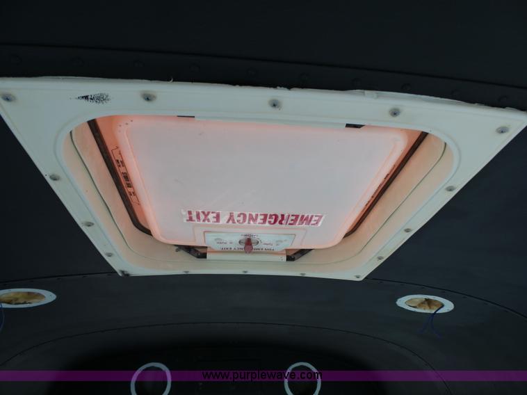 image for item L3654 2001 GMC Savana G3500 Cargo shuttle bus