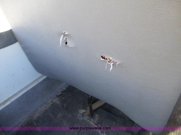 image for item L3654 2001 GMC Savana G3500 Cargo shuttle bus