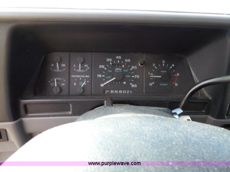 image for item L3655 1994 Ford Ranger SuperCab pickup truck