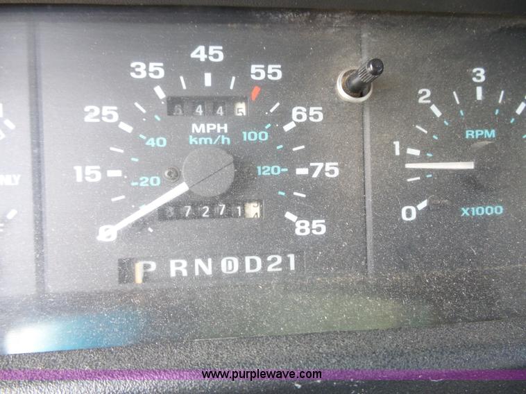 image for item L3655 1994 Ford Ranger SuperCab pickup truck