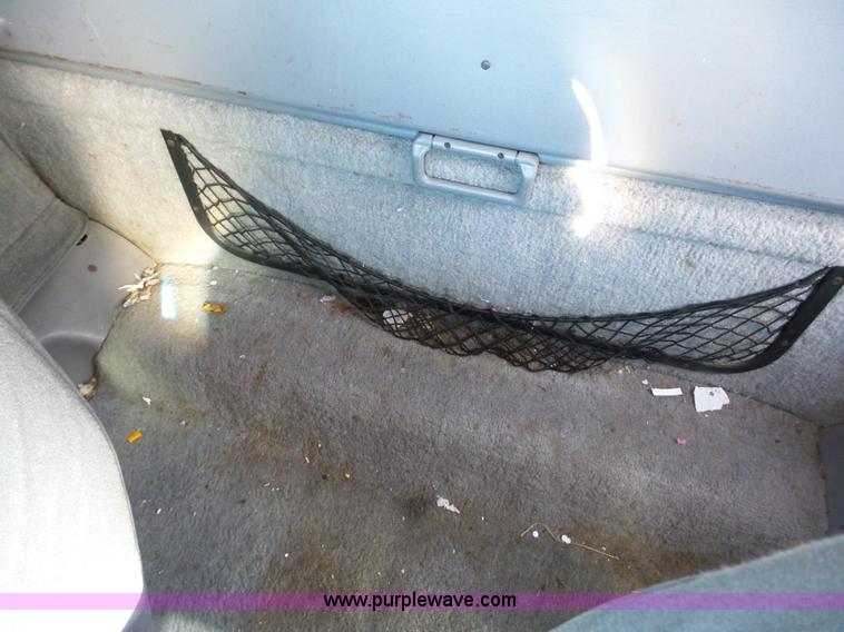 image for item L3655 1994 Ford Ranger SuperCab pickup truck