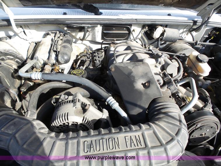 image for item L3655 1994 Ford Ranger SuperCab pickup truck