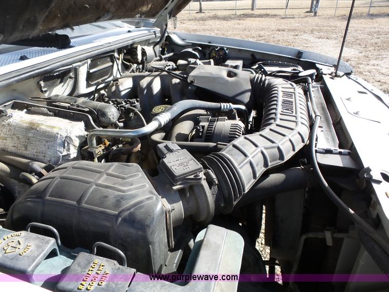 image for item L3655 1994 Ford Ranger SuperCab pickup truck