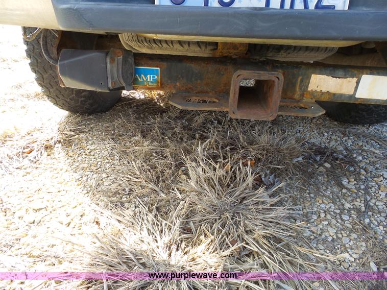 image for item L3655 1994 Ford Ranger SuperCab pickup truck