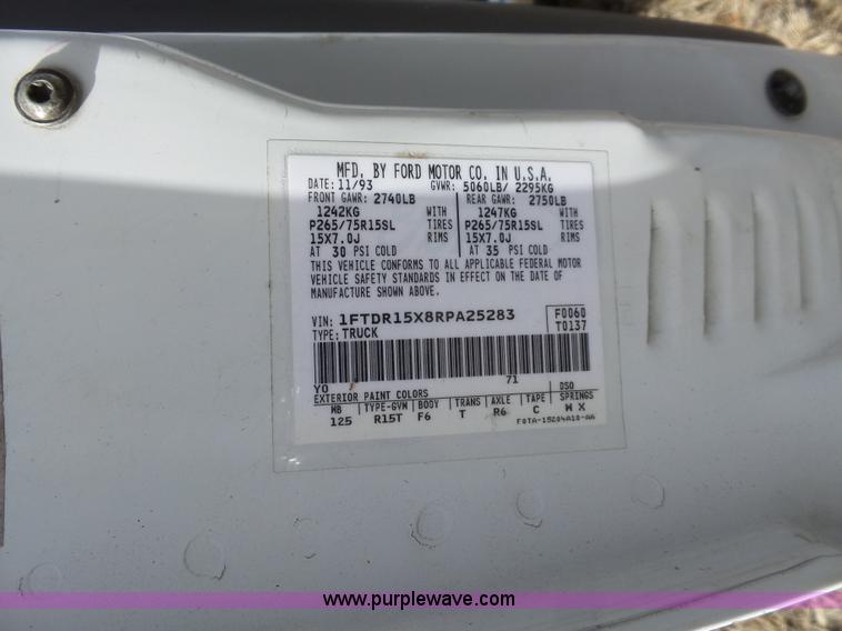 image for item L3655 1994 Ford Ranger SuperCab pickup truck