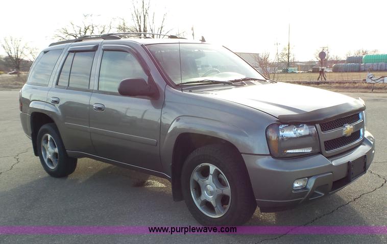 image for item L3669 2006 Chevrolet TrailBlazer LT SUV