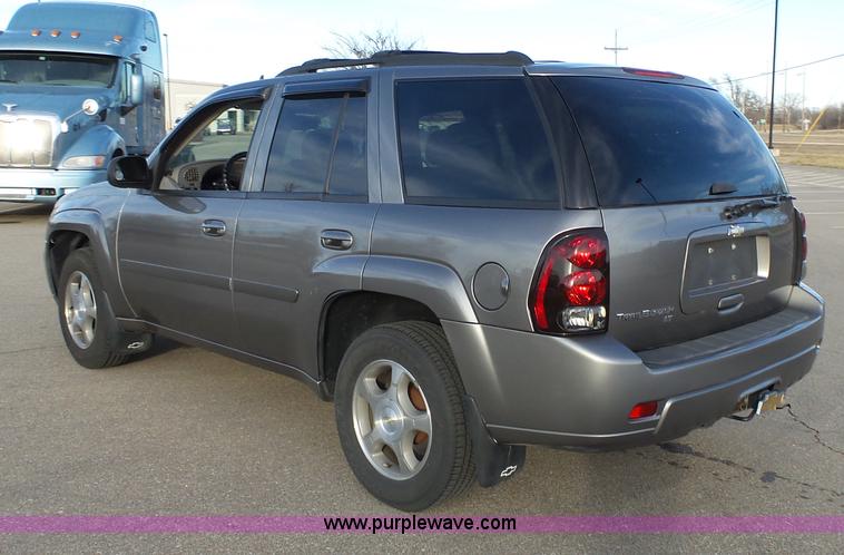 image for item L3669 2006 Chevrolet TrailBlazer LT SUV
