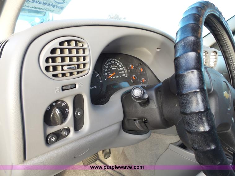 image for item L3669 2006 Chevrolet TrailBlazer LT SUV