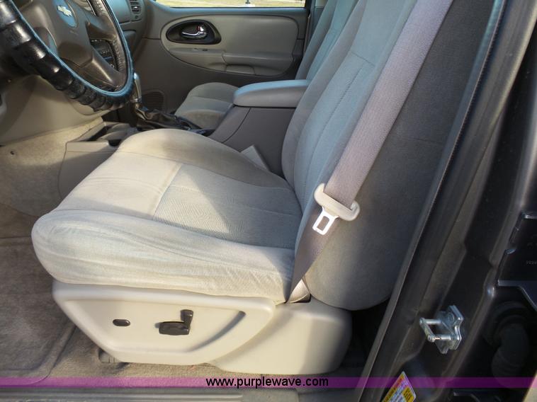 image for item L3669 2006 Chevrolet TrailBlazer LT SUV