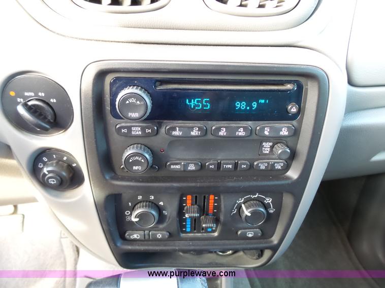 image for item L3669 2006 Chevrolet TrailBlazer LT SUV