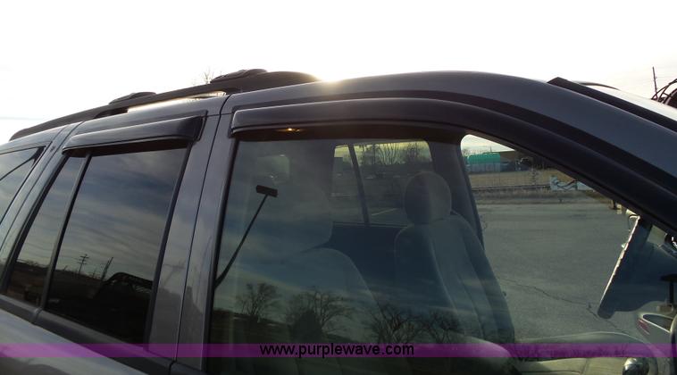 image for item L3669 2006 Chevrolet TrailBlazer LT SUV