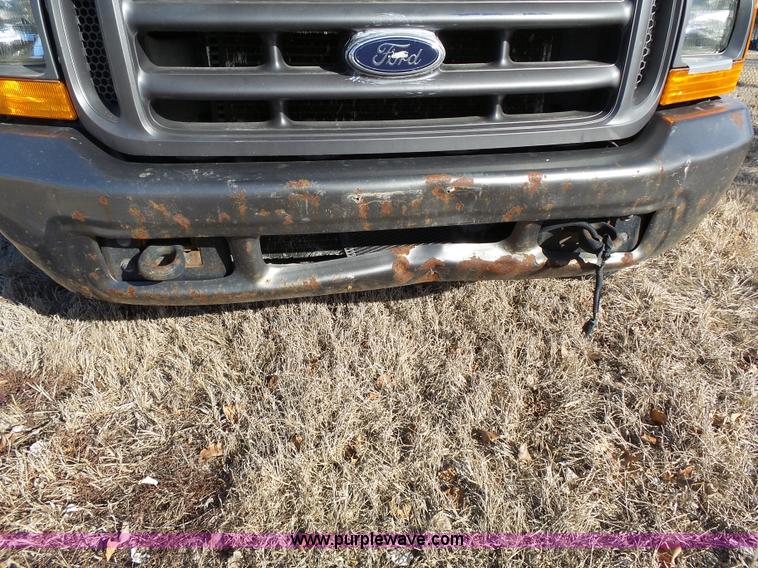 image for item L3674 2000 Ford F350 Super Duty XL flatbed pickup truck