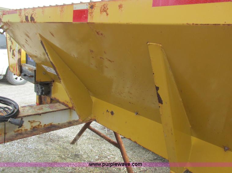 image for item L4241 Highway Equipment MP8 spreader