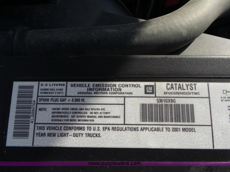 image for item L5530 2001 Chevrolet Tahoe SUV