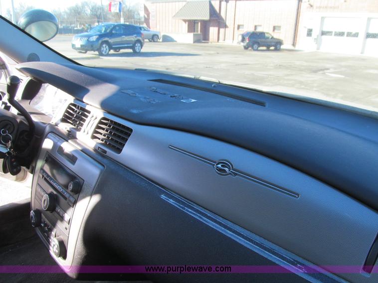 image for item L5571 2009 Chevrolet Impala Police