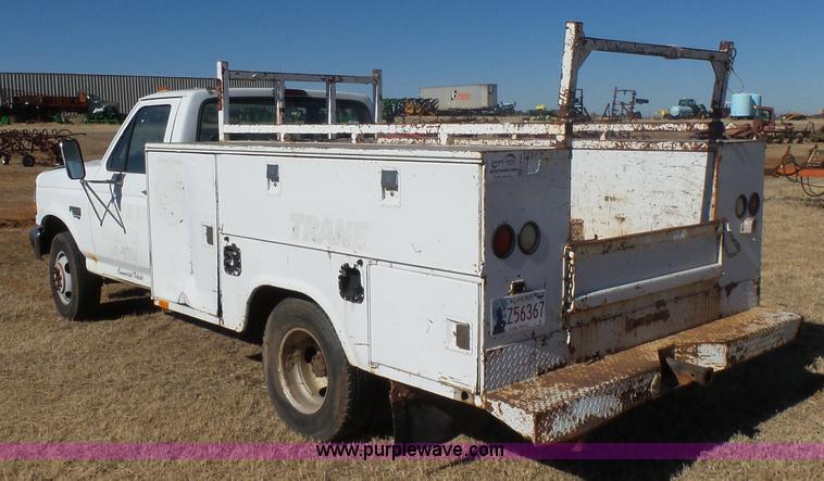 image for item L6188 1995 Ford F350 XL utility truck