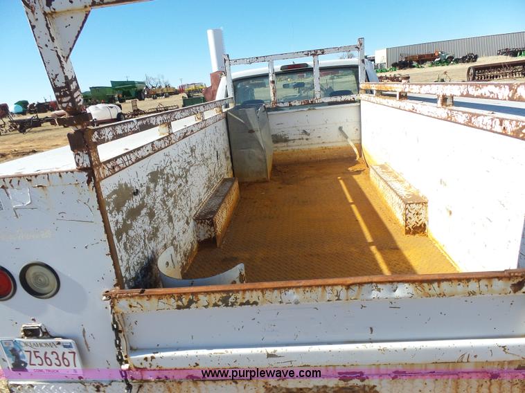 image for item L6188 1995 Ford F350 XL utility truck