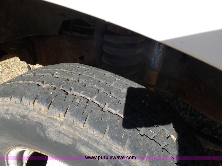 image for item L6188 1995 Ford F350 XL utility truck