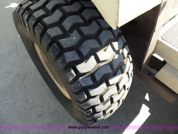 image for item L6207 Grasshopper 612 ZTR lawn mower