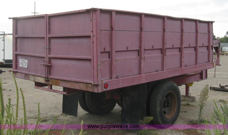 image for item L6379 2007 shop built dump trailer