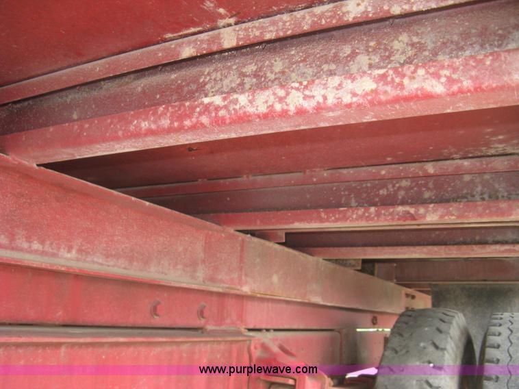 image for item L6379 2007 shop built dump trailer