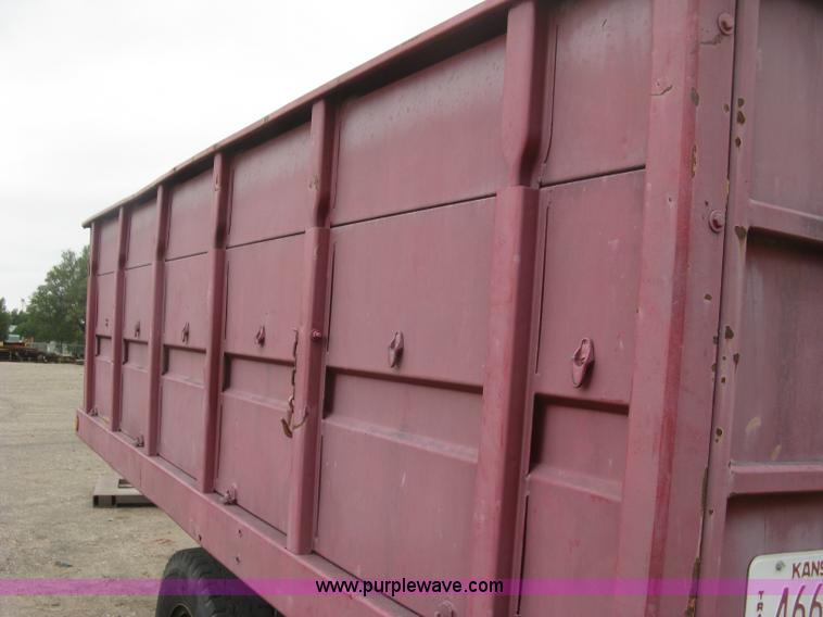 image for item L6379 2007 shop built dump trailer