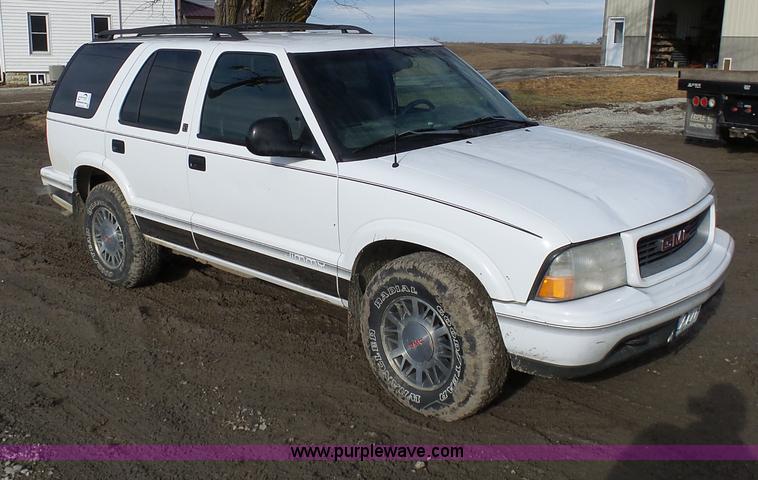 image for item L7072 1998 GMC Jimmy SL SUV