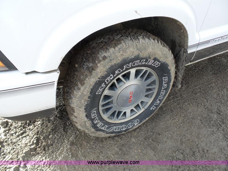 image for item L7072 1998 GMC Jimmy SL SUV