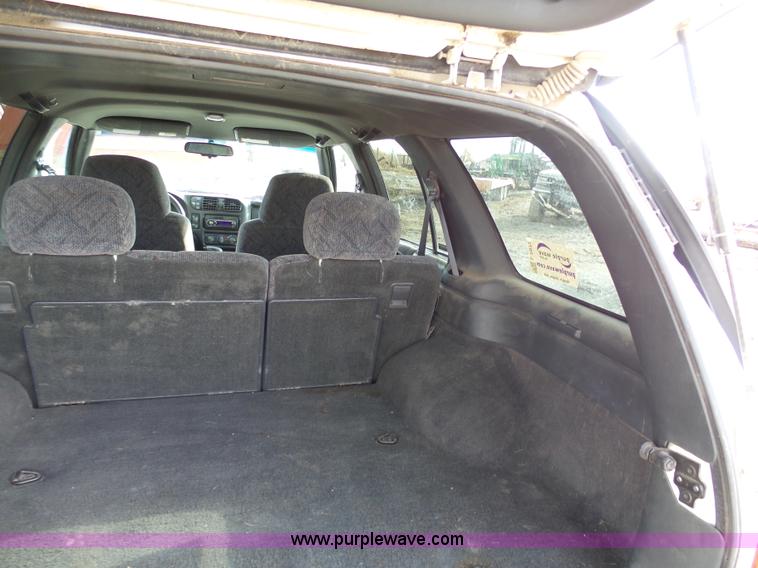 image for item L7072 1998 GMC Jimmy SL SUV