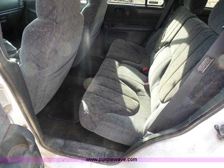 image for item L7072 1998 GMC Jimmy SL SUV