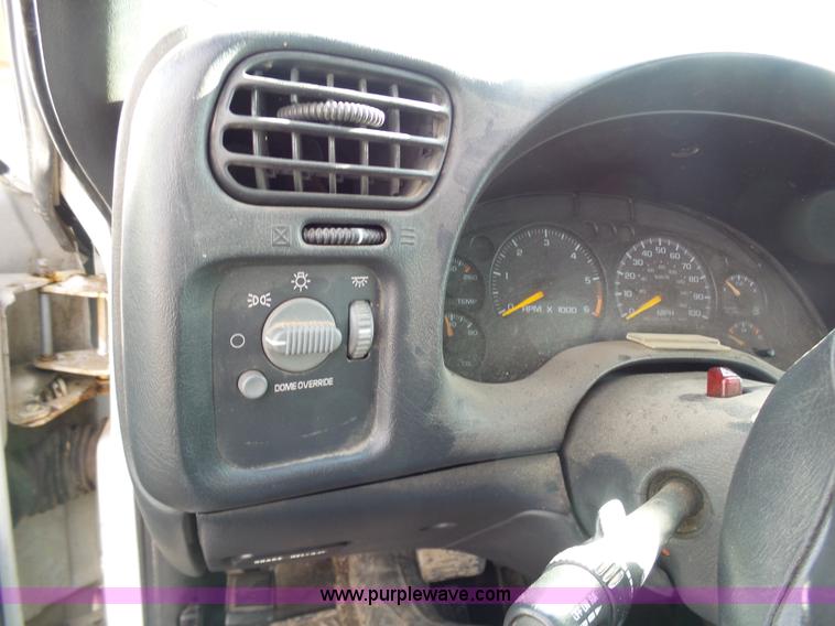 image for item L7072 1998 GMC Jimmy SL SUV