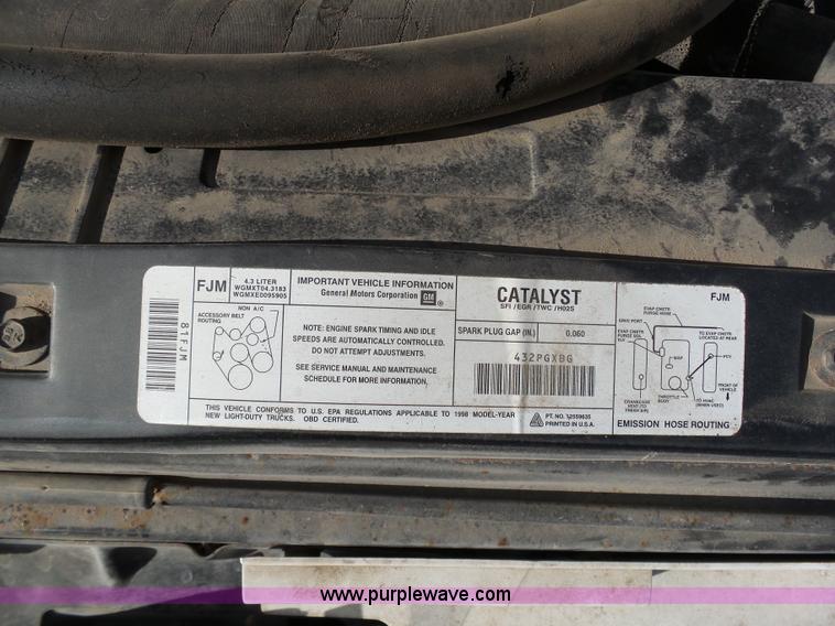 image for item L7072 1998 GMC Jimmy SL SUV