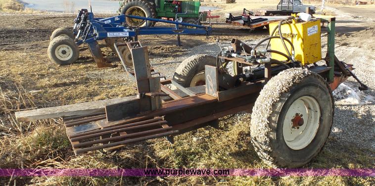 image for item L7075 Log splitter