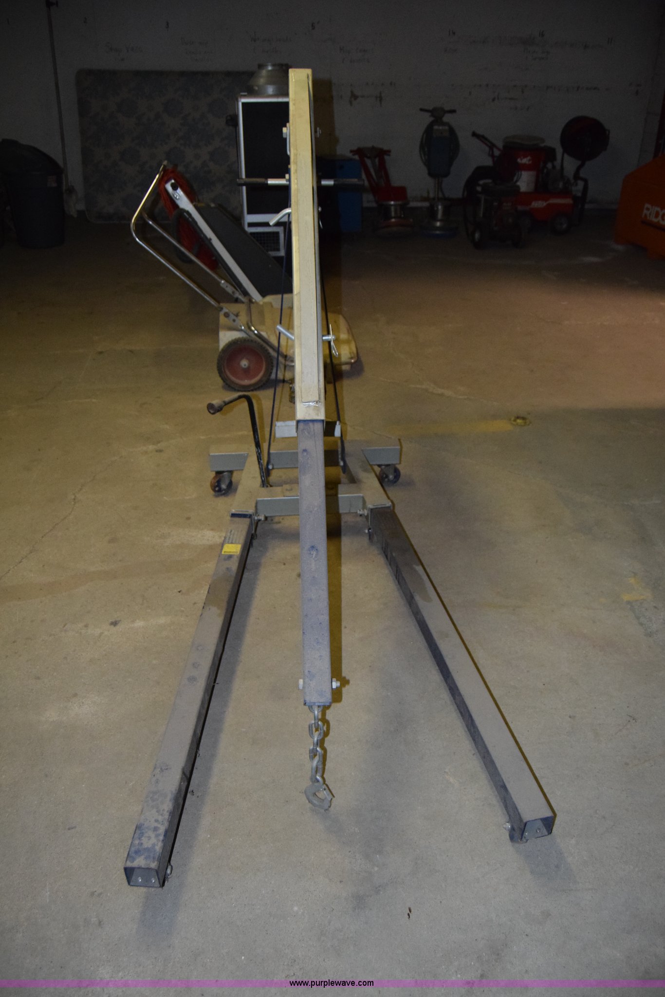 AC Delco engine hoist in Hutchinson, KS Item BW9333 sold Purple Wave