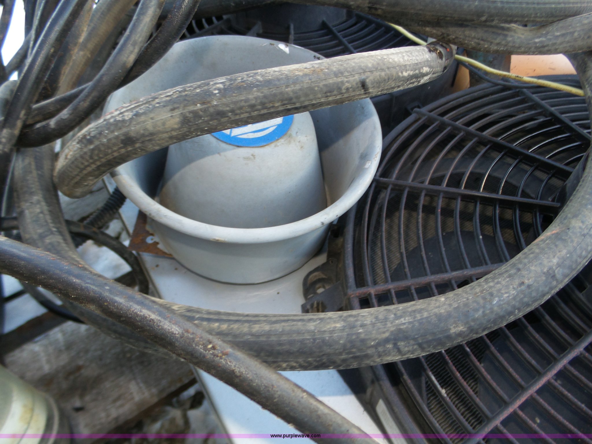 Assorted truck accessories in Omaha, NE Item BX9006 sold Purple Wave