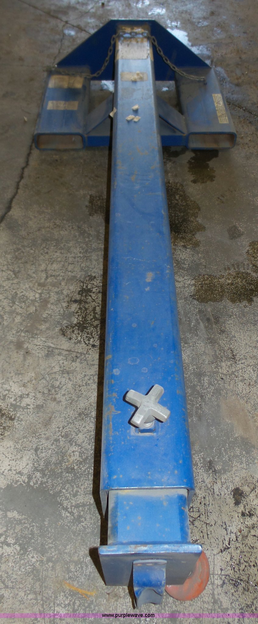 Vestil LMEBT8 forklift truss boom in Grand Island, NE Item J8833