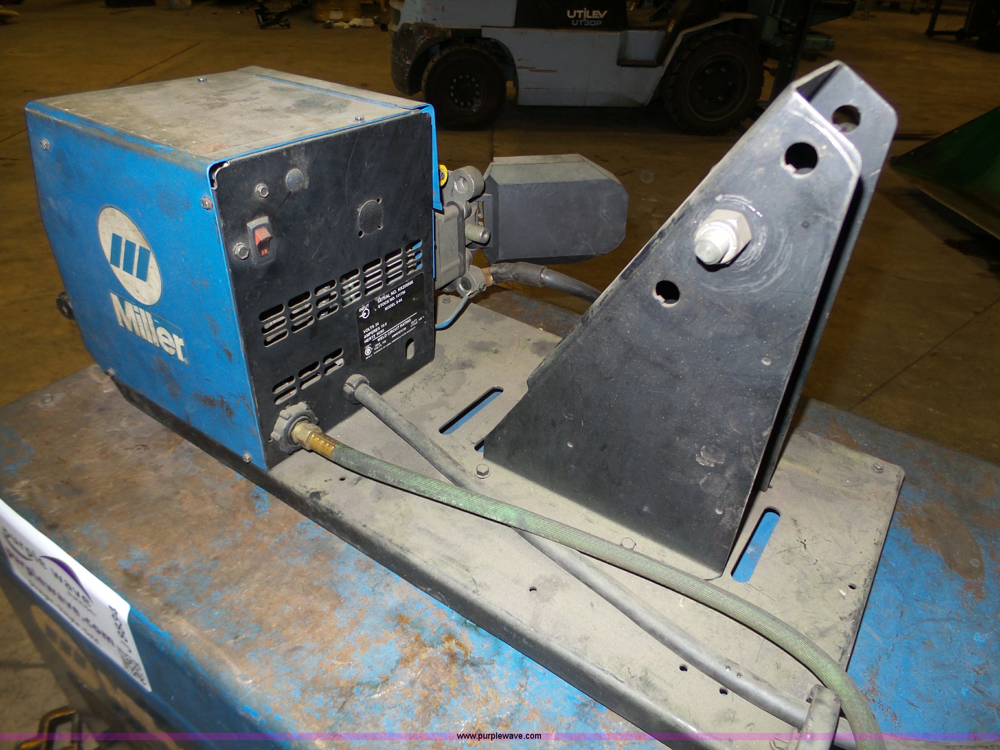 Miller Deltaweld 451 wire feed welder in Grand Island, NE Item J8834